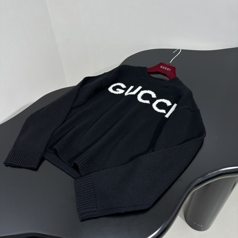 Gucci Sweaters